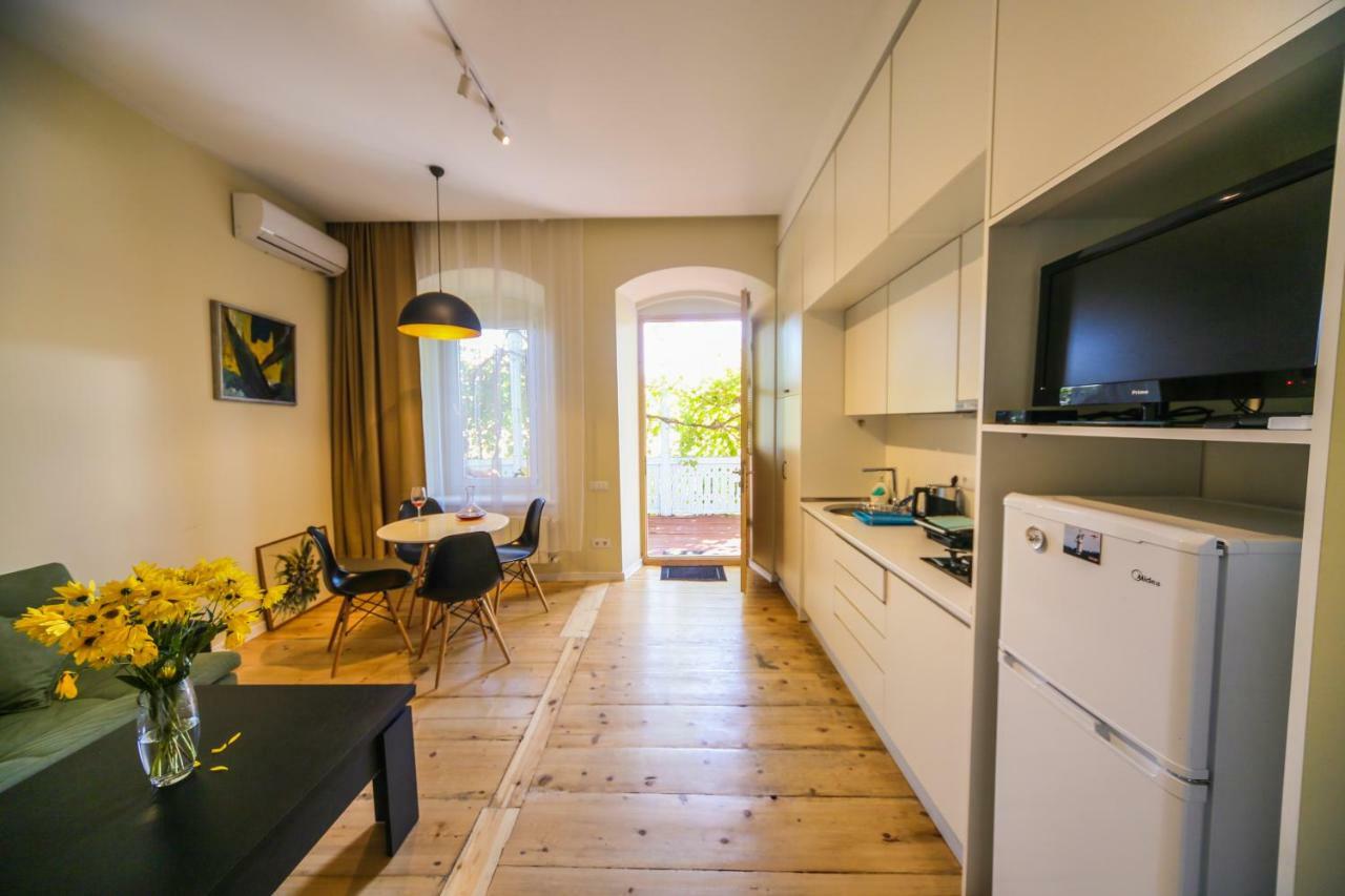 Parajhouse Apartment Tbilisi Exterior photo